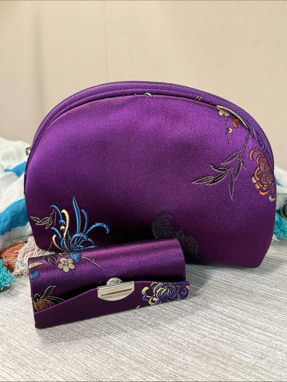 NWOT Vintage Yans Ny Oriental Design Cosmetic Bag & Lipstick Holder